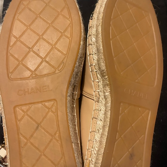 Beautiful two-tone Espadrilles. - Picture 3 of 8